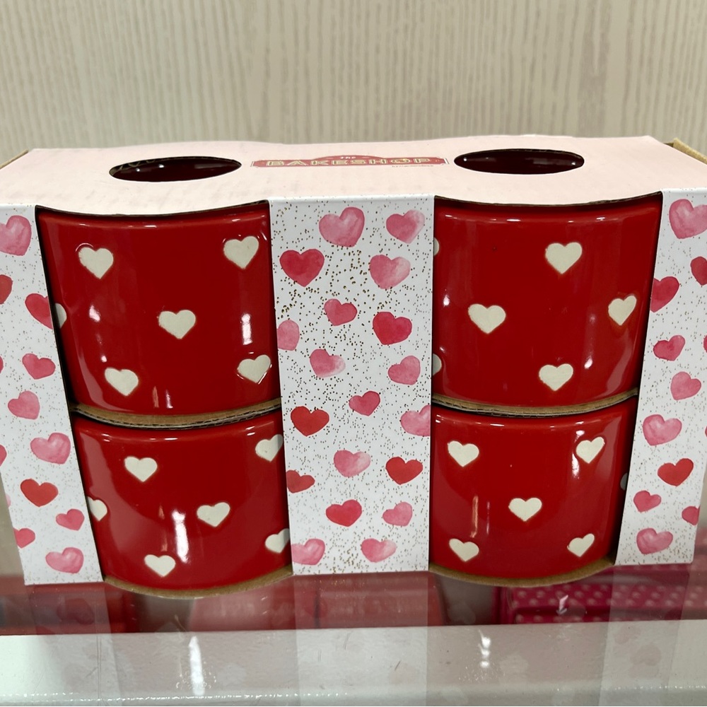Valentine’s Day Red Bakeshop Ceramic Ramekins with White Hearts Set of 4 NWT